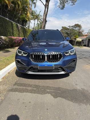 BMW X1 2.0 16V TURBO ACTIVEFLEX SDRIVE20I X-LINE 4P AUTOMÁTICO BMW X1 2.0 16V TURBO ACTIVEFLEX SDRIVE20I X-LINE 4P AUTOMÁTICO